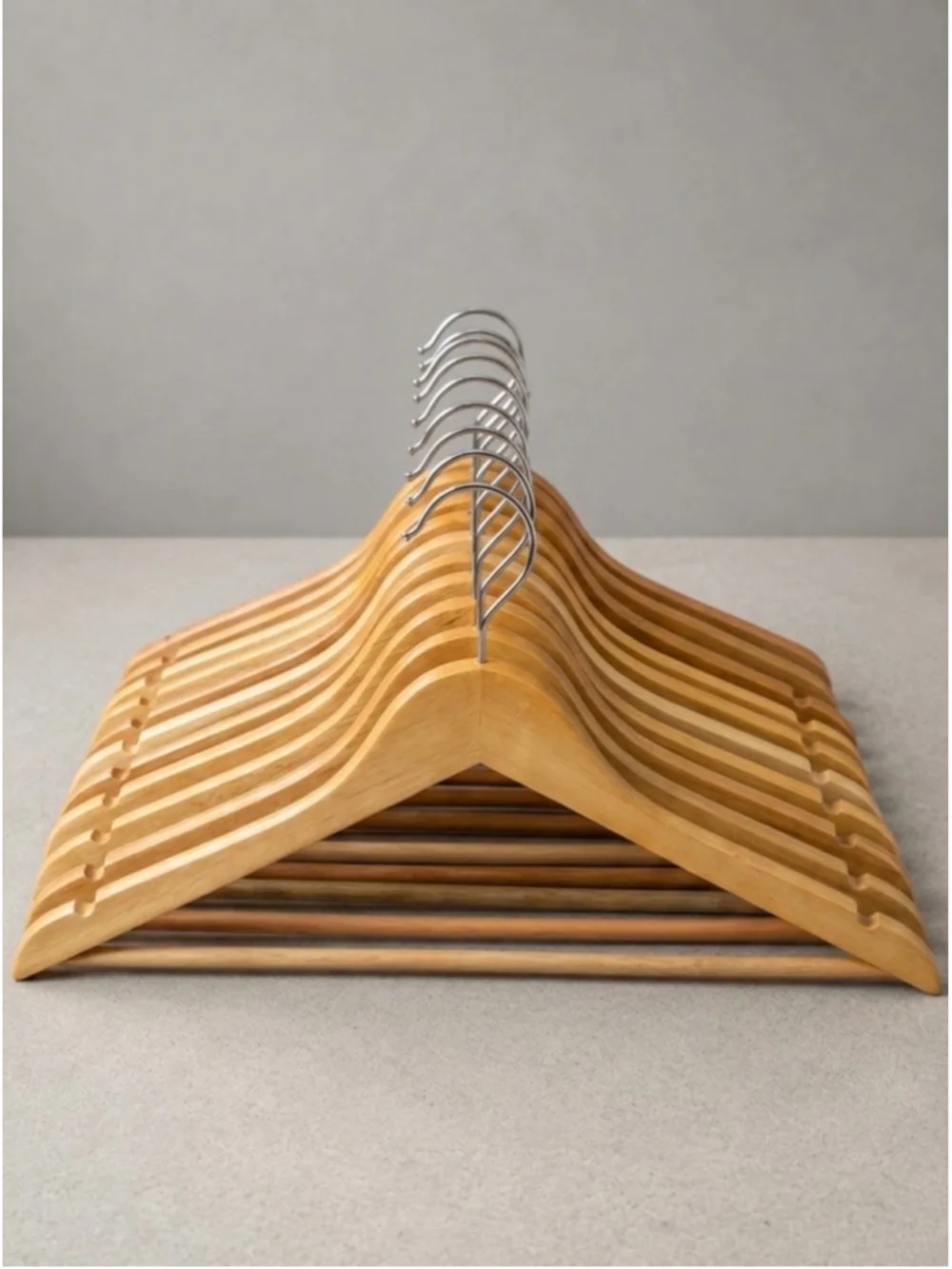 10-Pack Wooden Suit Hangers